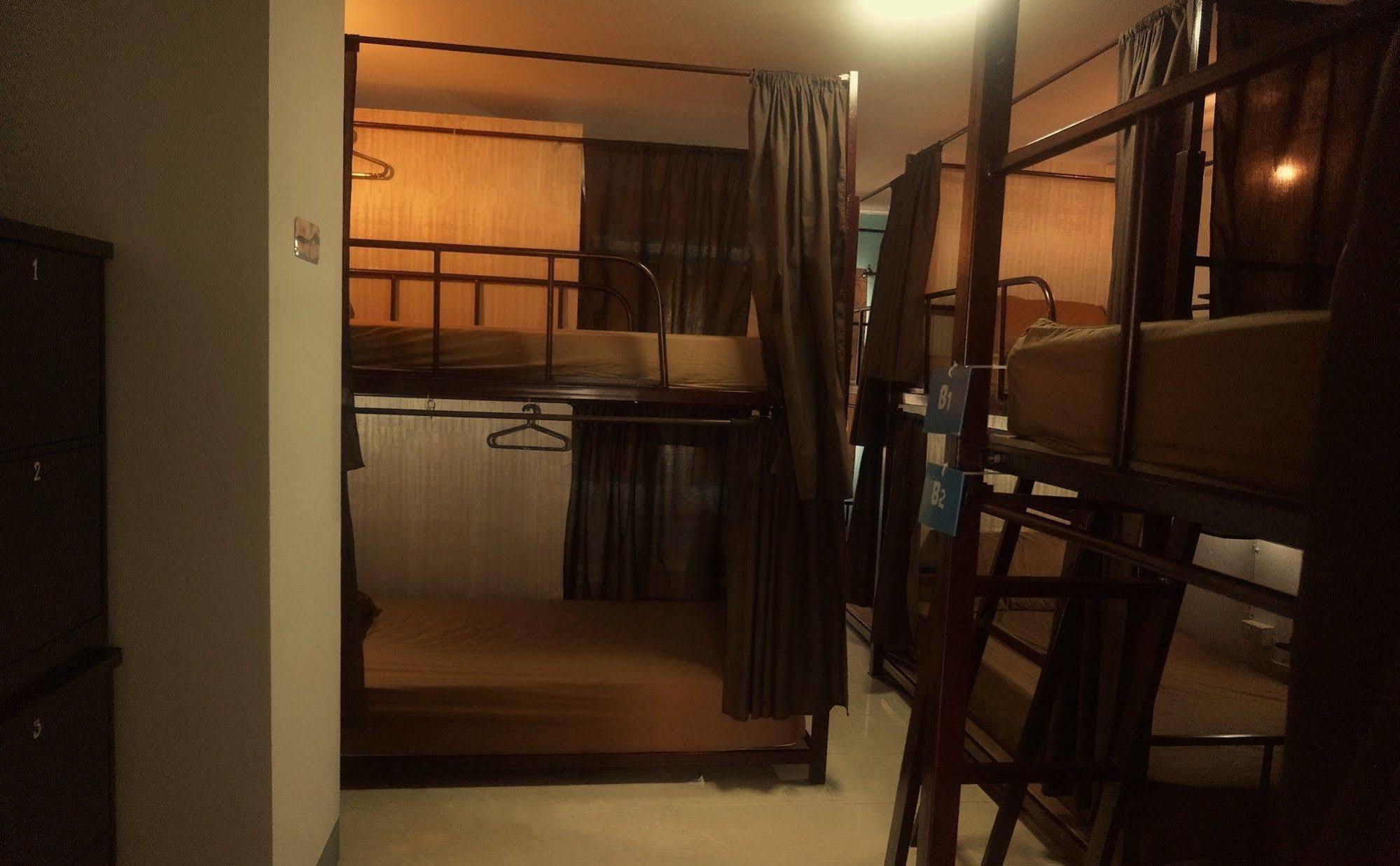 Cm City Hostel Чиангмай Экстерьер фото